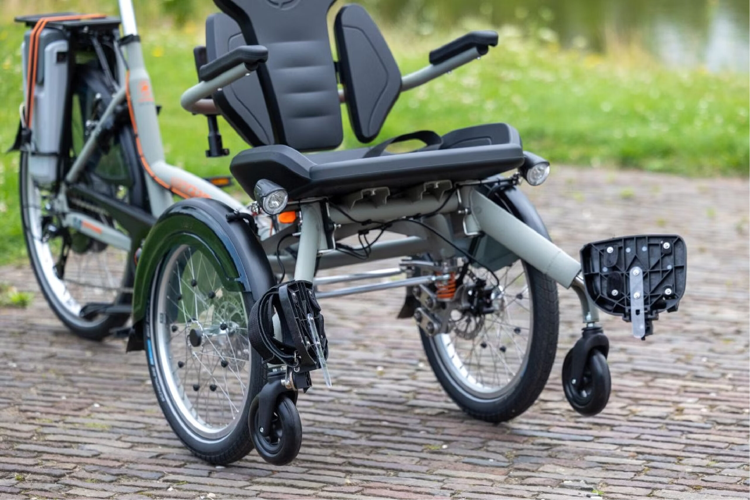 vanRaam OPair Wheelchair bike
