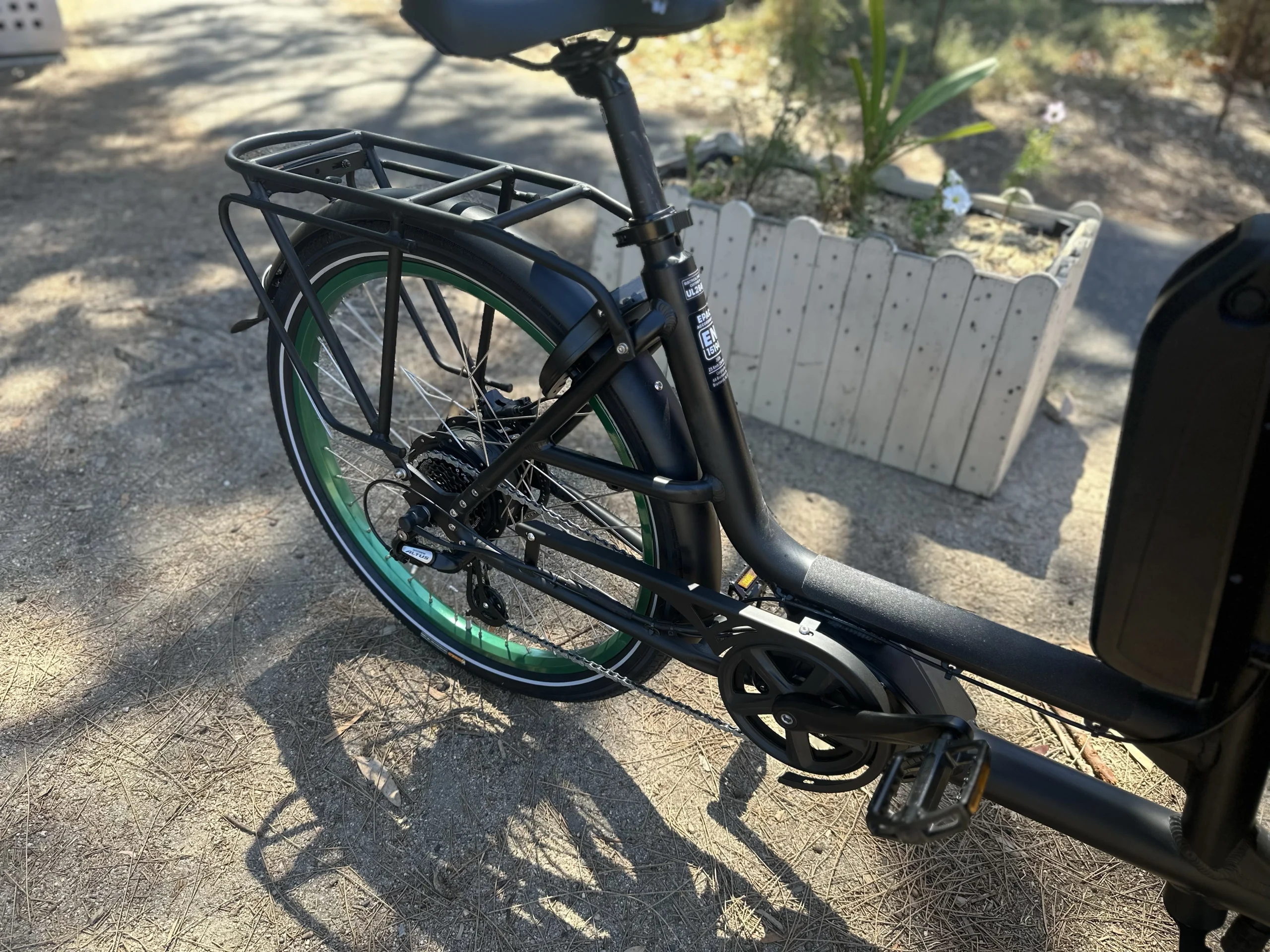 Veloomi Roomi front loading cargo bike