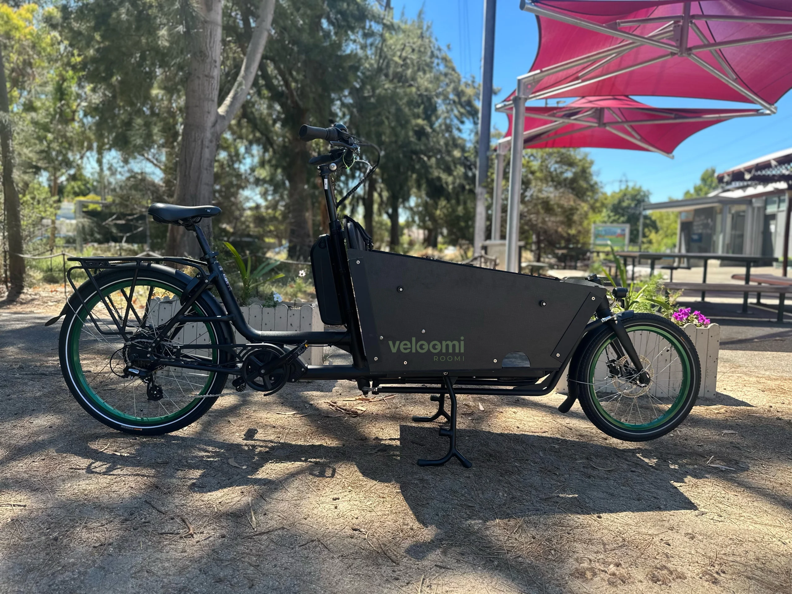 Veloomi Roomi front loading cargo bike